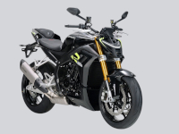 820R