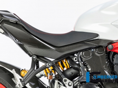 Carbon Ilmberger zijafdekking onder zitset Ducati Supersport 939