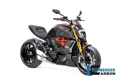 Protge-chaleur carbone Ilmberger sur le collecteur dchappement Ducati Diavel 1260