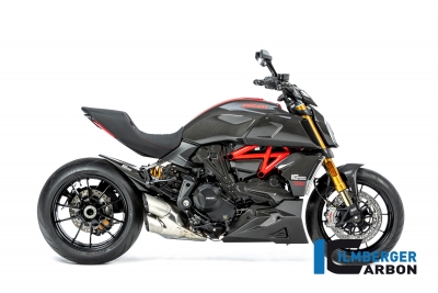 Paracalore scarico in carbonio su collettore Ducati Diavel 1260