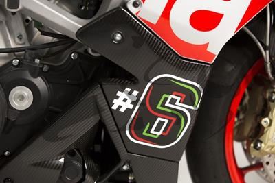 Spoiler motore in carbonio Ilmberger 3 pezzi Aprilia Tuono V4