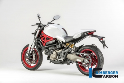 Carbon Ilmberger Abdeckung unterm Rahmen Set Ducati Monster 821