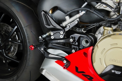 Bonamici Fussrastenanlage Racing Ducati Panigale V4