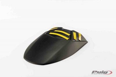 Puig rear wheel cover extension Suzuki GSX-S 750