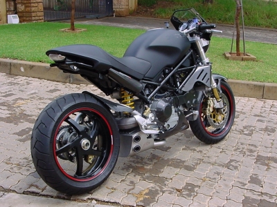 Escape QD Ex-Box Ducati Monster S4R