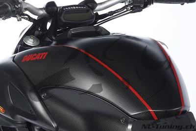 Carbon Ilmberger Tankabdeckung Ducati Diavel