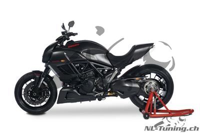 Carbon Ilmberger side cover on tank Ducati Diavel