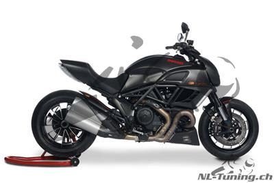 Carbon Ilmberger side cover on tank Ducati Diavel