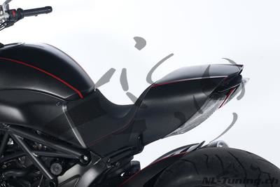 Carbon Ilmberger seat cover Ducati Diavel