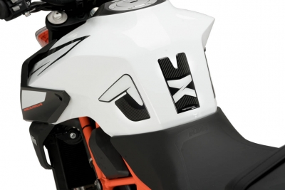 Puig specifieke tankbeschermer carbon KTM Super Duke R 1290