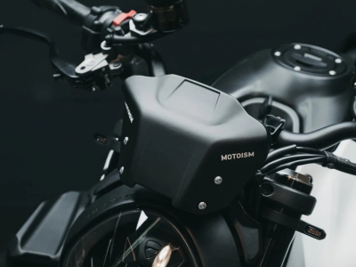 Motoism Frontcover Ducati Monster 937