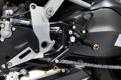 Sistema poggiapiedi Bonamici Ducati Streetfighter V2