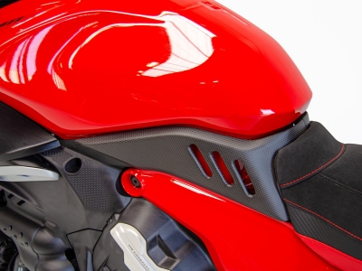 Juego tapas laterales carbono Ducabike Ducati Diavel V4