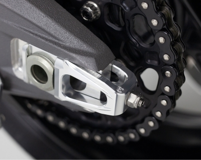 Moto Corse Kettenspanner und Bremshalterung Ducati Panigale V4 2025