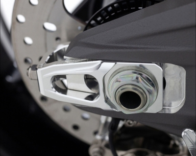 Moto Corse Kettenspanner und Bremshalterung Ducati Panigale V4 2025