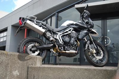 Uitlaat Remus Zeskant Triumph Tiger 800