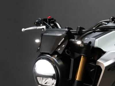 Motoism Frontcover Honda CB 125 R