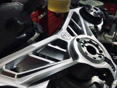 Moto Corse obere Gabelbr�cke Ducati Streetfighter V4