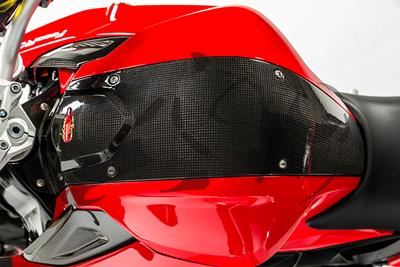Carbon Ilmberger tank cover BMW F 800 R