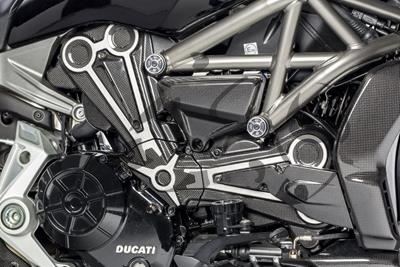 Cubre correa de distribucin 3 piezas carbono Ilmberger Ducati XDiavel