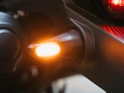 Motoism Blinker Sonic Suzuki