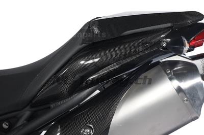 Carbon Ilmberger couvercle latral sous le sige Set Triumph Speed Triple 1050