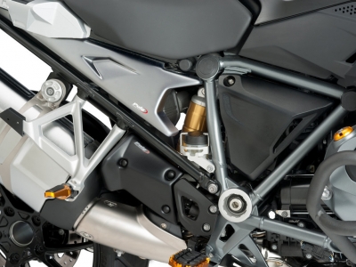 Puig zijpanelen achter BMW R 1200 GS