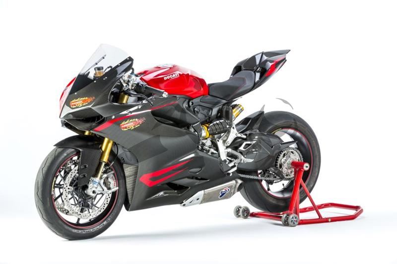 Carbon Ilmberger Ölauffangwanne für original Ölkühler Racing Ducati  Panigale 899