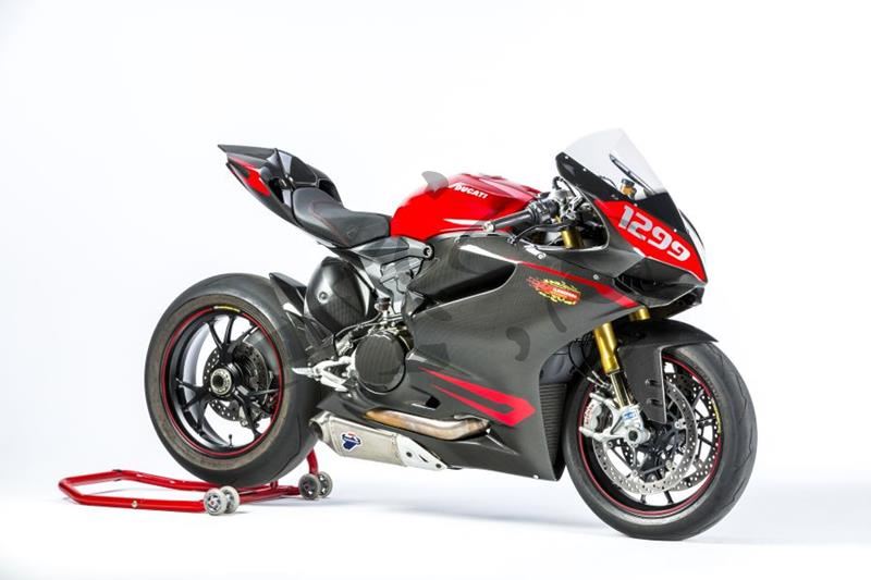 Carbon Ilmberger Ölauffangwanne für original Ölkühler Racing Ducati  Panigale 899