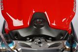 Tapa de la cerradura de encendido de carbono Ilmberger Ducati Panigale 899