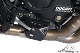 Carbon Ilmberger uitlaat hittebescherming op uitlaatklep Ducati Diavel